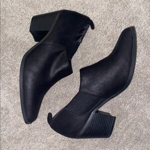 Chinese‎ Laundry Gini Black Booties Women’s size 10 Square Toe
